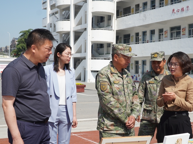 国防教育调研1.jpg