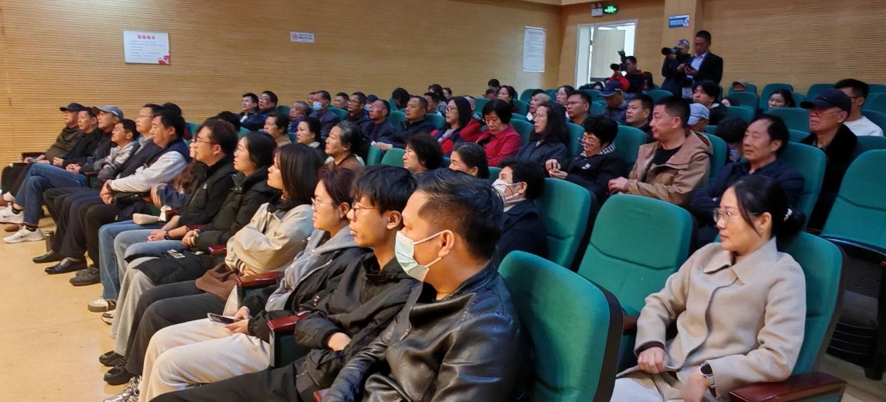 摄影讲座1.jpg