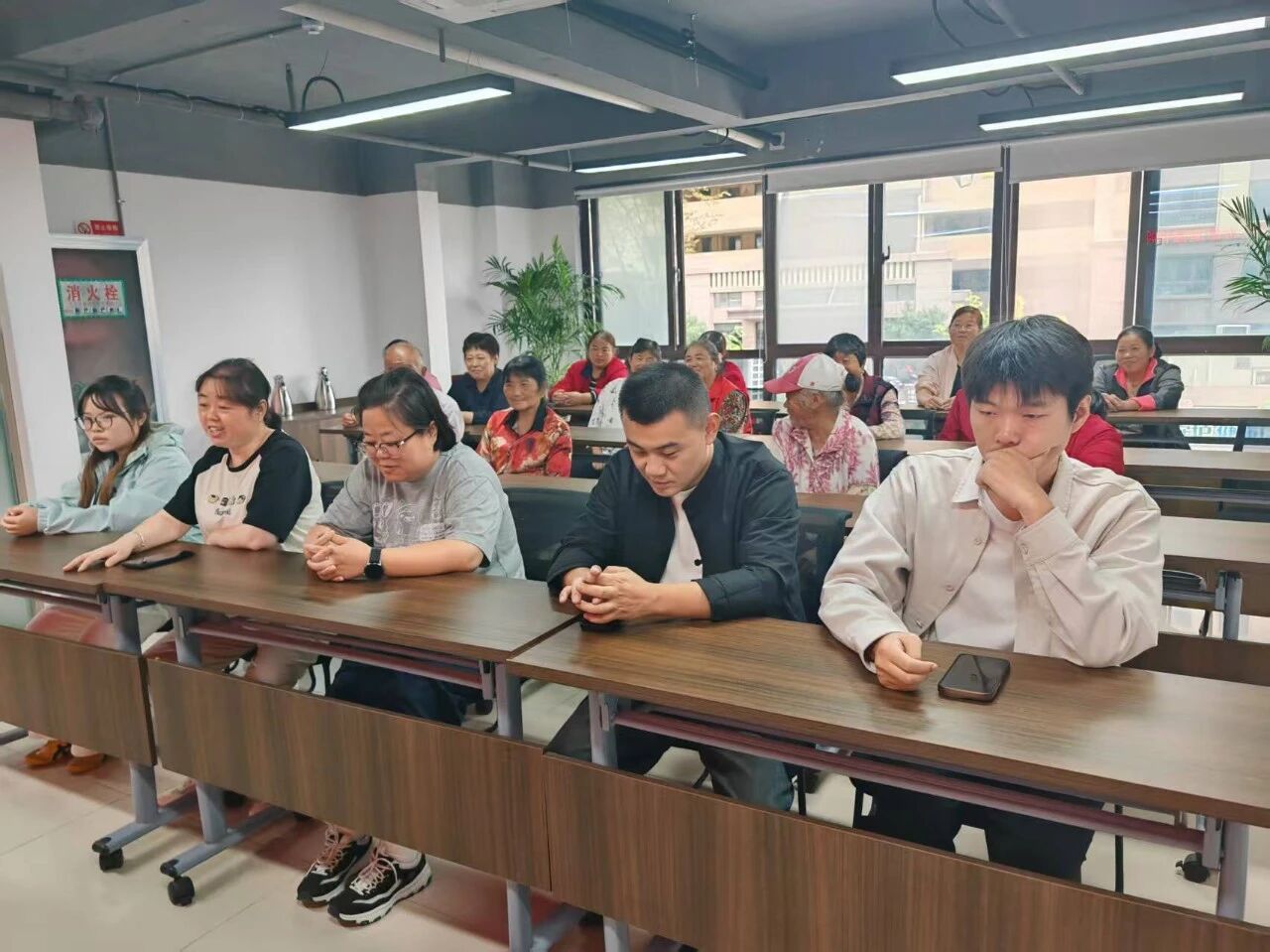 蚕种场社区1.jpg