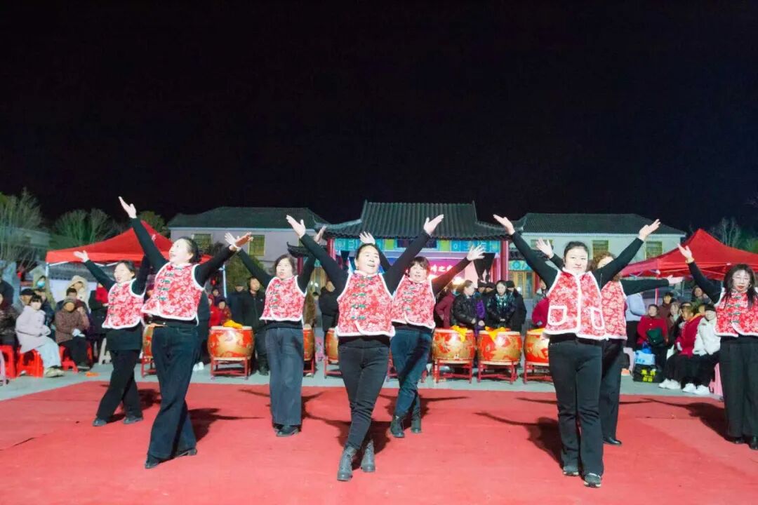 范荡舞林大会1.jpg 范荡舞林大会1.jpg