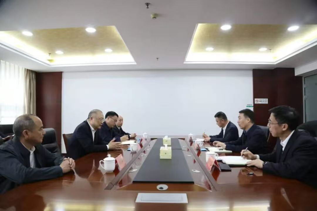 县领导开展五一国际劳动节走访慰问活动...