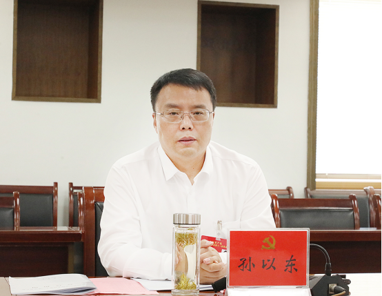 孙以东参加第二代表团审议