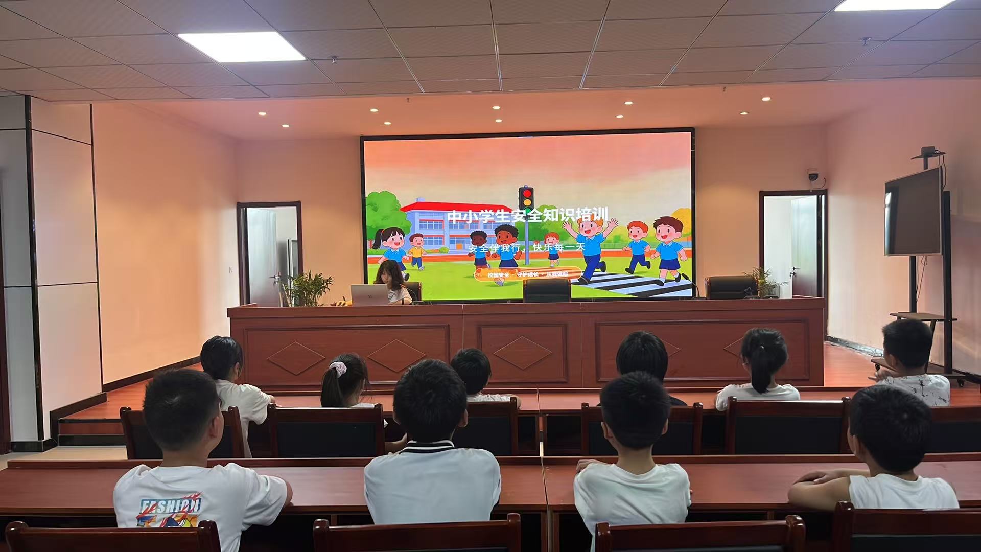 微信图片_20260806150139.jpg